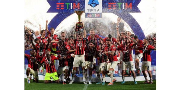 AC Milan voitti Serie A:n mestaruuden jälleen 11 vuoden jälkeen